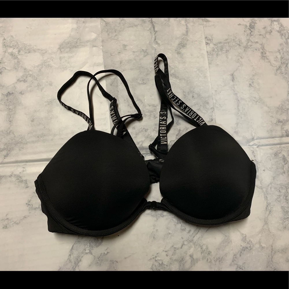 Victoria’s Secret Front-closure Push-up Bra